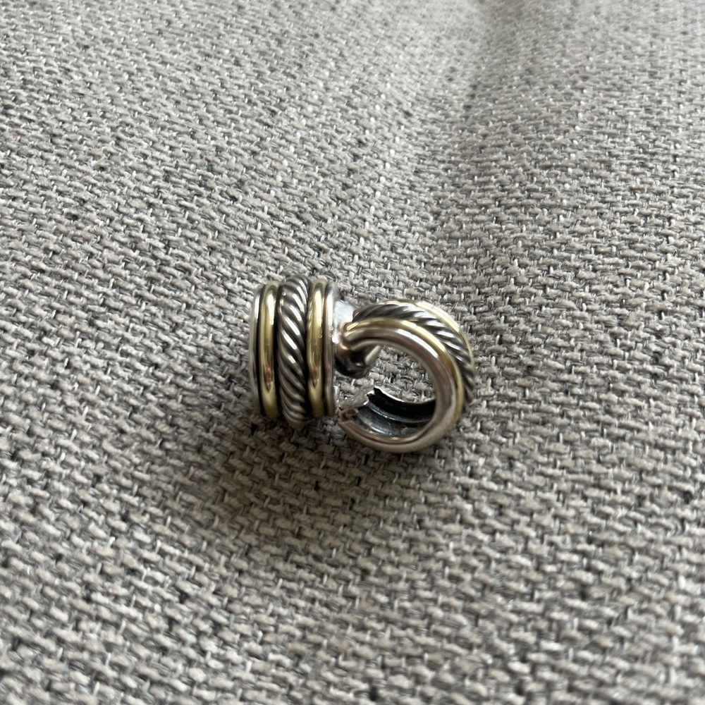 David Yurman .925 silver 14K Gold Thoroughbred Half Hoop Two Tone Cable Earring